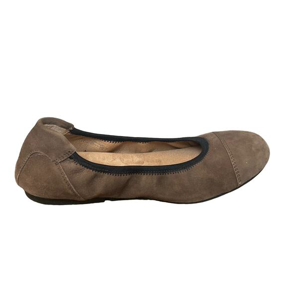 Vionic Womens Size 7 Prim Natalia Suede Flats Dark Taupe Brown Slip On - Picture 4 of 11
